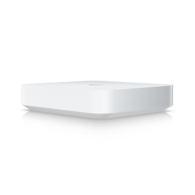 Ubiquiti Gateway Max entrée et régulateur 2500 Mbit s