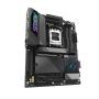 GIGABYTE Placa base X870E AORUS PRO - Compatible con CPUs AMD Ryzen 9000, VRM digital de 16+2+2 fases, hasta 8000MHz DDR5 (OC),